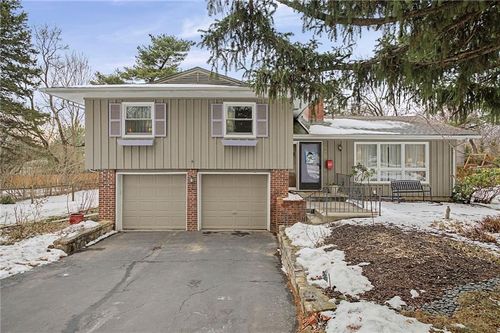 9600 Belinder Rd, Leawood, KS, 66206-2153 | Card Image