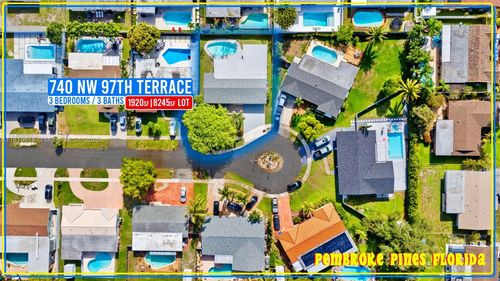 740 Nw 97th Ter, Pembroke Pines, FL, 33024-6243 | Card Image