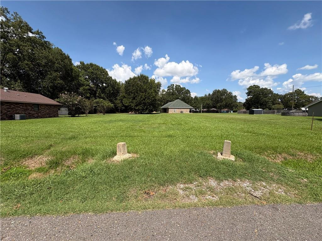 Land in Marksville