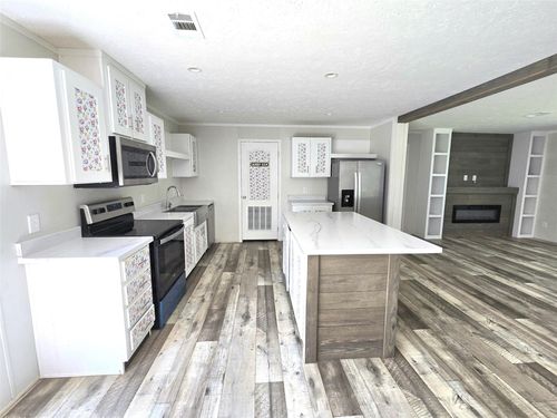 161 Veteran Lane, Livingston, TX, 77351 | Card Image