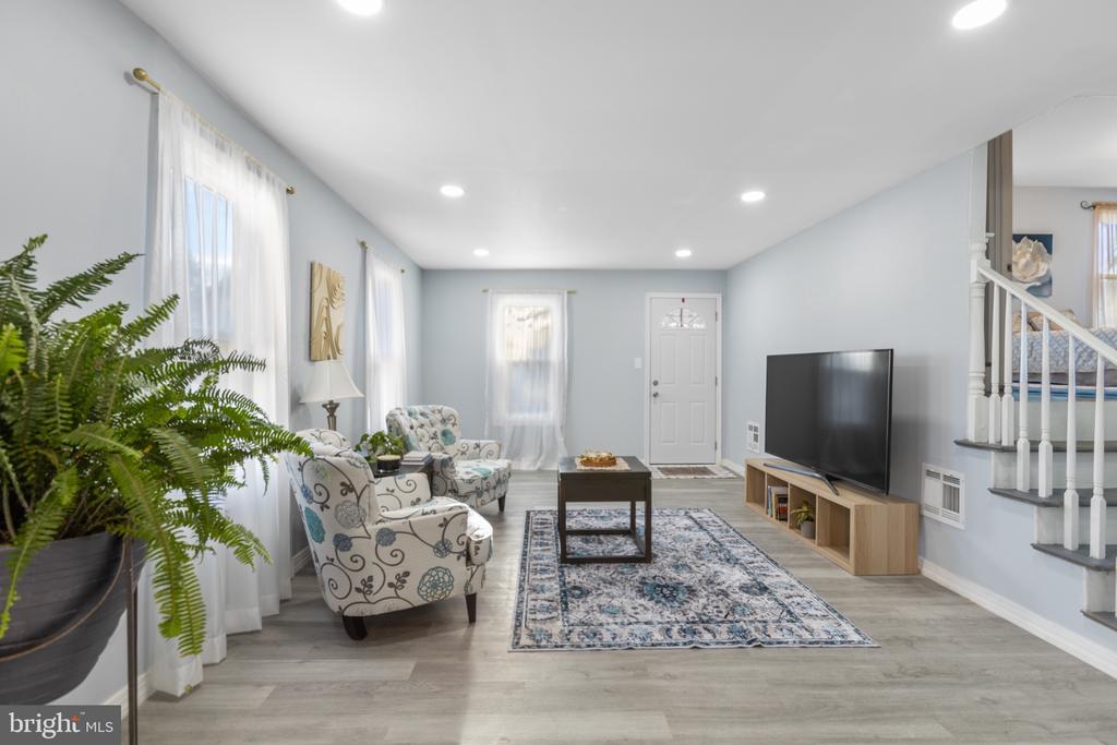 Residential in GLASSBORO 2