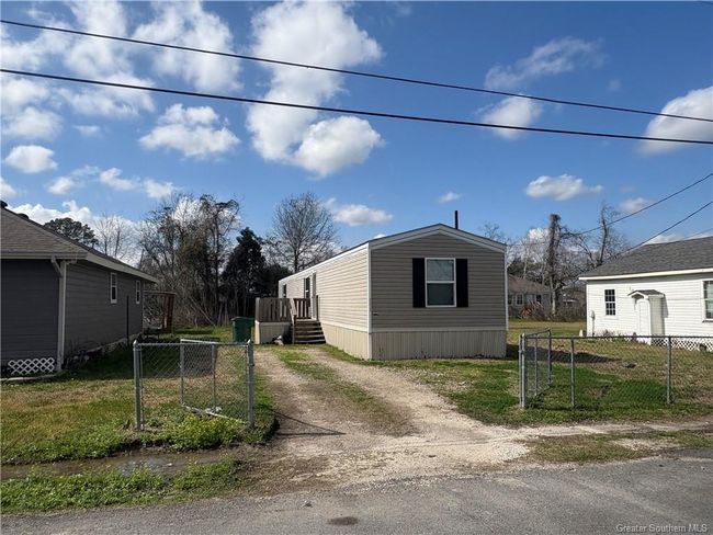 111 Decker St, House other with 3 bedrooms, 2 bathrooms and null parking in Lake Charles LA | Image 10