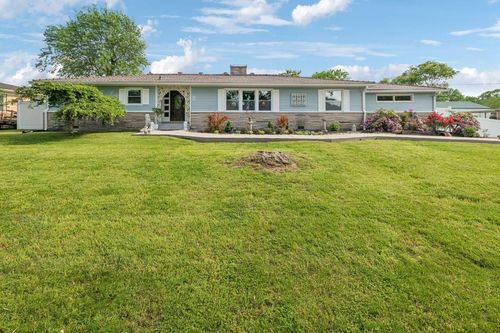 604 College Ave E, Carthage, TN, 37030-1454 | Card Image