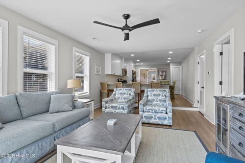 102 Fairfax Rd, Emerald Isle, NC, 28594-3520 | Card Image