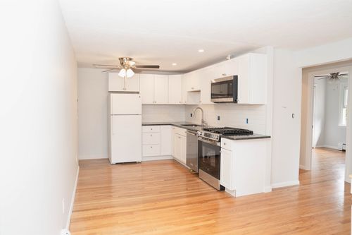 apt-12-174 Tyngsboro Rd, North Chelmsford, MA, 01863-1130 | Card Image