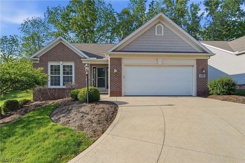 635 Durkin Way Sw, North Canton, OH, 44720 | Card Image