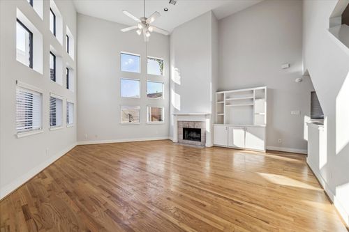 9710 Riddlewood Ln, Houston, TX, 77025-5007 | Card Image