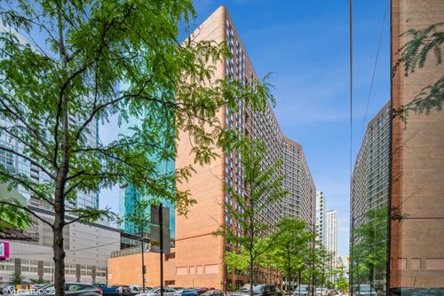 1115-211 E Ohio St, Chicago, IL, 60611-3227 | Card Image