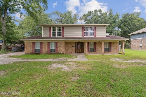 1404 Grandview St, Gautier, MS, 39553-2320 | Card Image