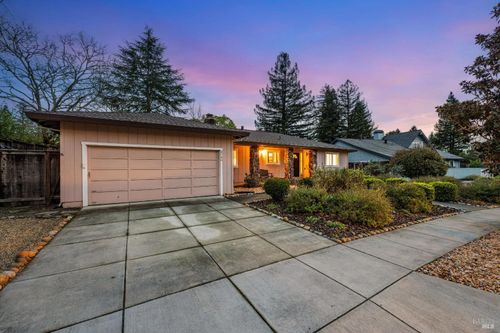 4746 Tarton Drive, Santa Rosa, CA, 95405 | Card Image