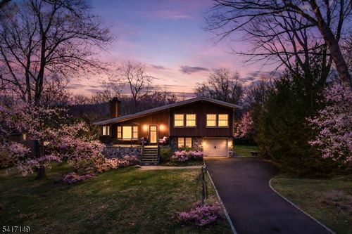 4 Greenbrier Rd, Green Brook, NJ, 08812-2019 | Card Image