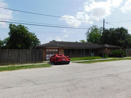 7923 Sunbury Street, Houston, TX, 77028 | Card Image