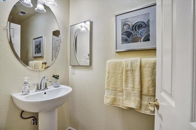UNIT-4 - 26 Bellington Cmn, Condo with 3 bedrooms, 3 bathrooms and 2 parking in Livermore CA | Image 20