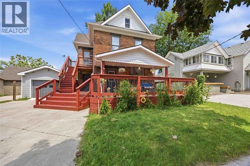 136 Durand St, Sarnia, ON, N7T5A2 | Card Image