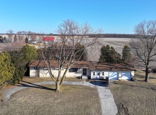 13788 W State Road 14, Medaryville, IN, 47957-8035 | Card Image