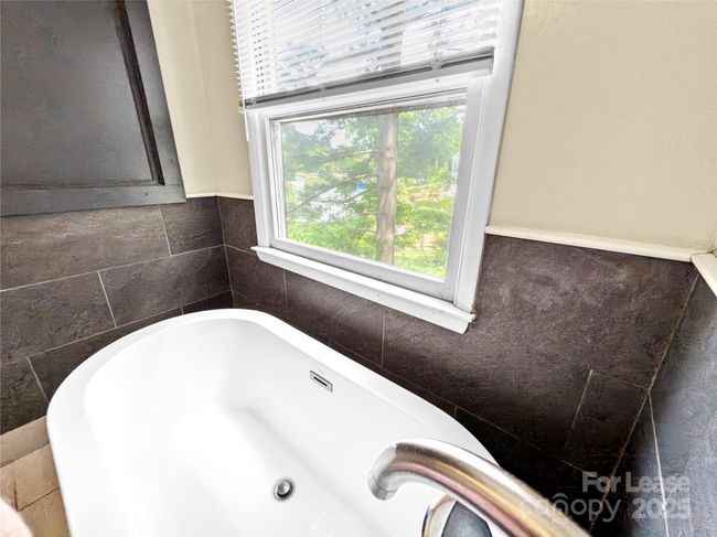 UNIT-4 - 9808 Emerald Point Dr, Condo with 3 bedrooms, 3 bathrooms and null parking in Charlotte NC | Image 15