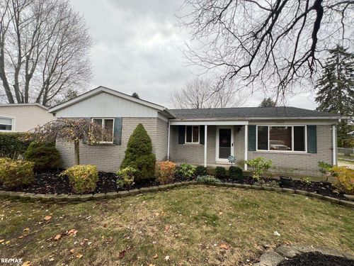 28790 Cotton Rd Road, Chesterfield Township, MI, 48047 | Card Image