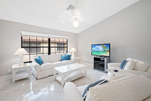 3258 Jog Park Dr, Greenacres, FL, 33467-2014 | Card Image