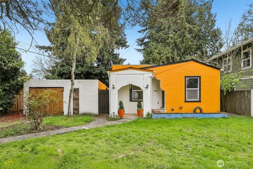 3513 Sw 97th St, Seattle, WA, 98126-4030 | Card Image