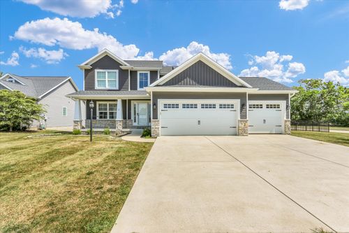 1312 Stonecrest Dr, Mahomet, IL, 61853-7606 | Card Image