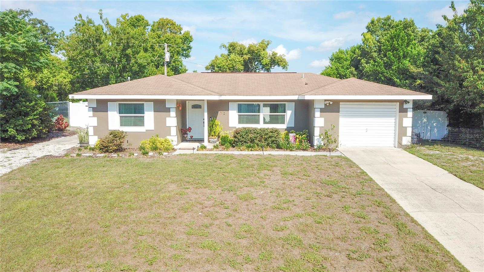 Acadian Dr, Deltona, FL 32725