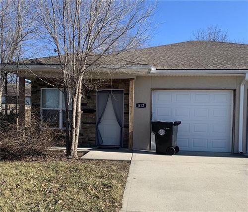 812 Riffle Dr, Pleasant Hill, MO, 64080-1787 | Card Image