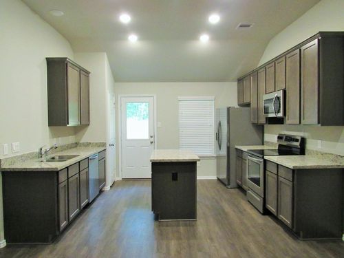 1009 Platte River Dr, Montgomery, TX, 77316-4843 | Card Image