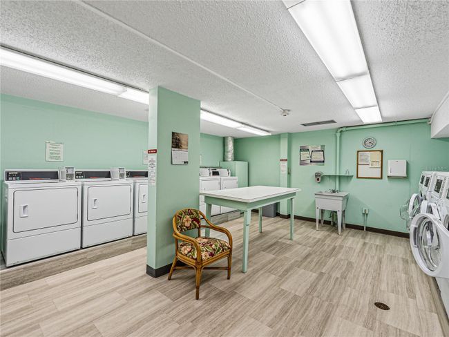 LAUNDRY FACILITY | Image 42