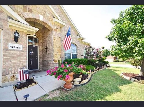 9223 Wild River Drive, Arlington, TX, 76002 | Card Image