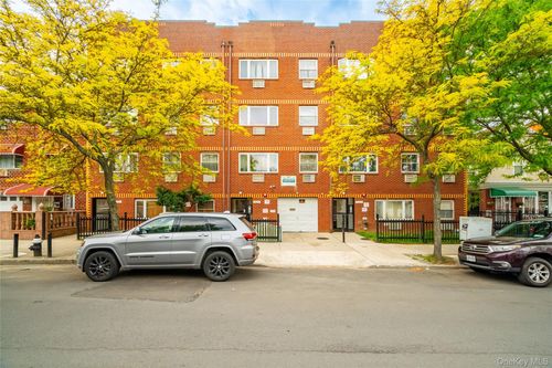 1325 Purdy Street, New York, NY, 10462 | Card Image