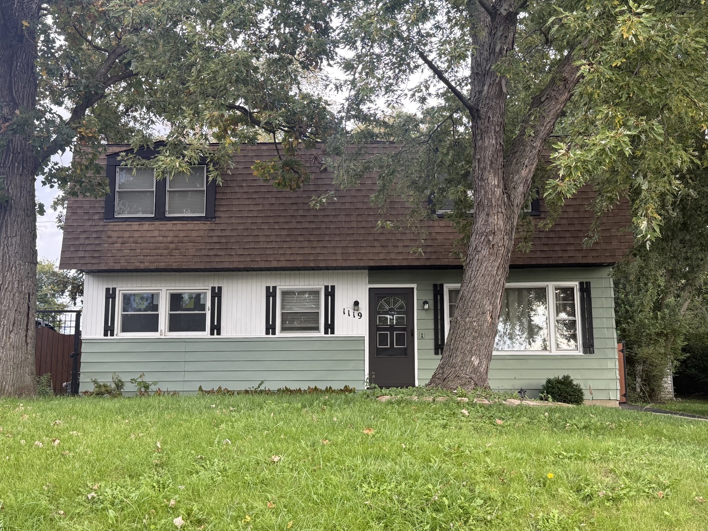 Residential Lease in Round Lake Beach