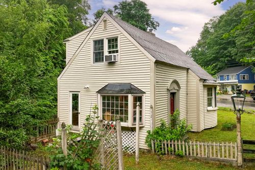 5 Forest Rd, Hancock, NH, 03449-6111 | Card Image