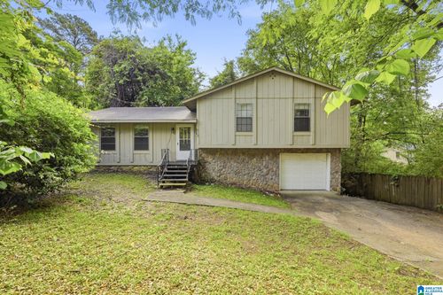 1613 5th Way Nw, CENTER POINT, AL, 35215-5305 | Card Image
