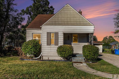 22499 Cyman Ave, Warren, MI, 48091-2573 | Card Image