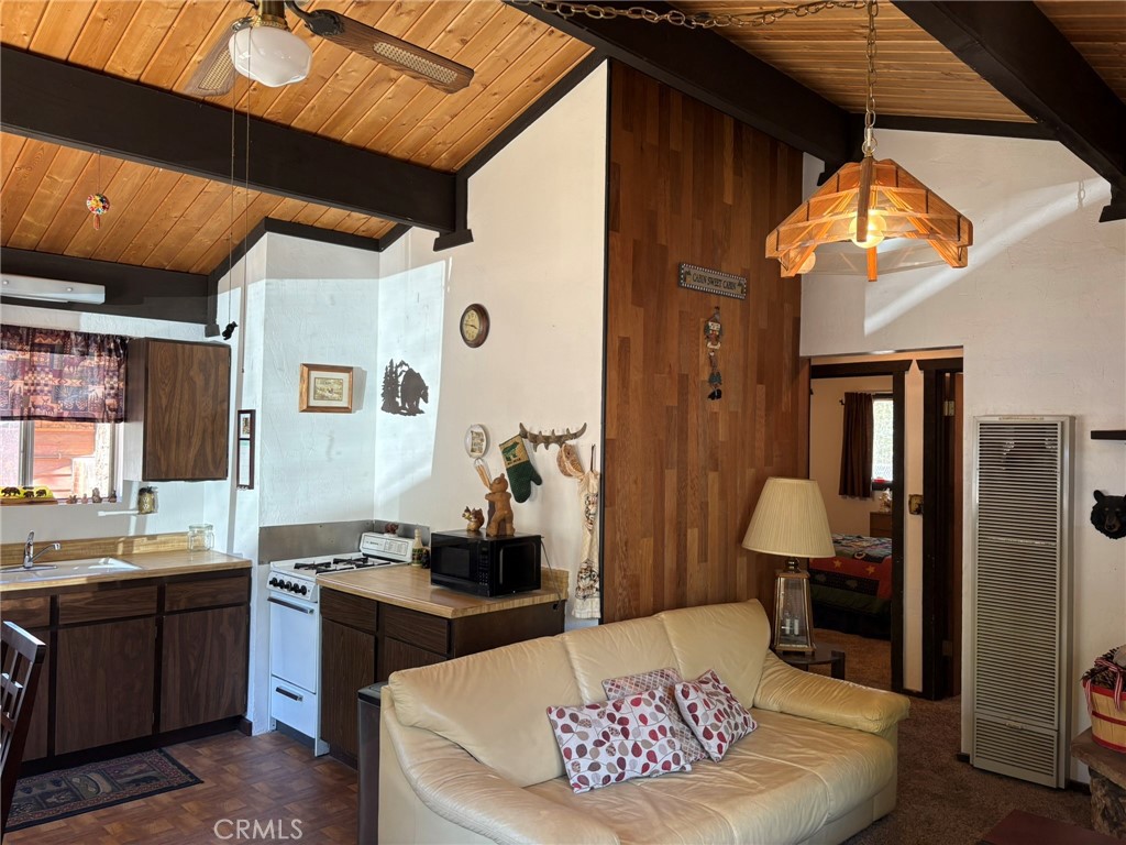 Residential in Sugarloaf 4