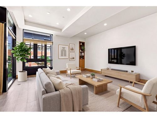 211-1077 Canyon Blvd, Boulder, CO, 80302 | Card Image