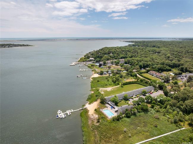 16 - 61 W Tiana Rd, Home with 2 bedrooms, 1 bathrooms and 1 parking in Hampton Bays NY | Image 31
