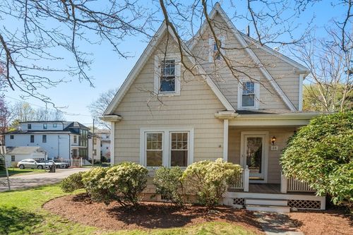 89 Alexander Ave, Belmont, MA, 02478-4809 | Card Image