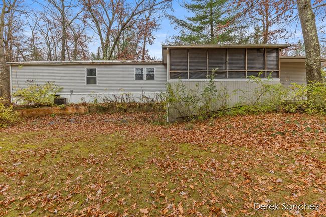 1872 Shane Dr, House other with 3 bedrooms, 2 bathrooms and null parking in Bitely MI | Image 21