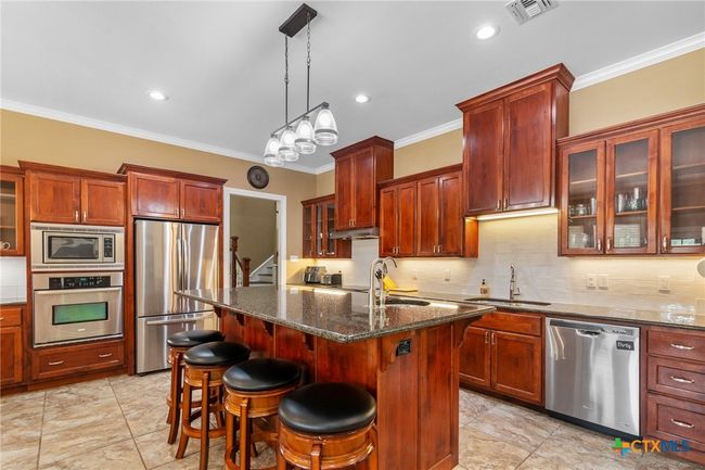 404 Iron Gate, House other with 5 bedrooms, 5 bathrooms and null parking in Victoria TX | Image 13