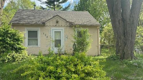 117 W Strathmore Ave, Pontiac, MI, 48340-2775 | Card Image