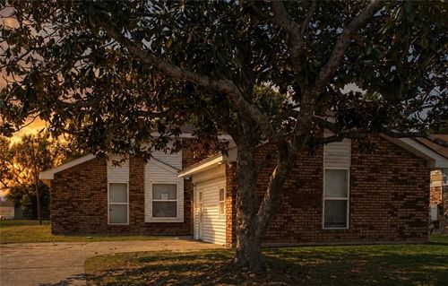 113 Historic West St, Garyville, LA, 70051-3208 | Card Image