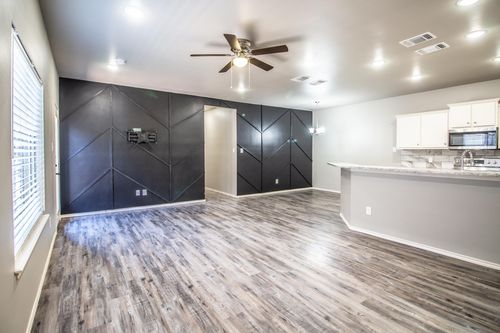 1113 Preston Trl, Wolfforth, TX, 79382-1797 | Card Image