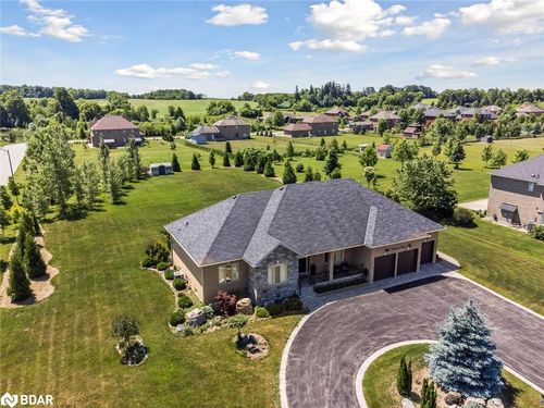 66 Stonesthrow Cres, Goodwood, ON, L0C1A0 | Card Image