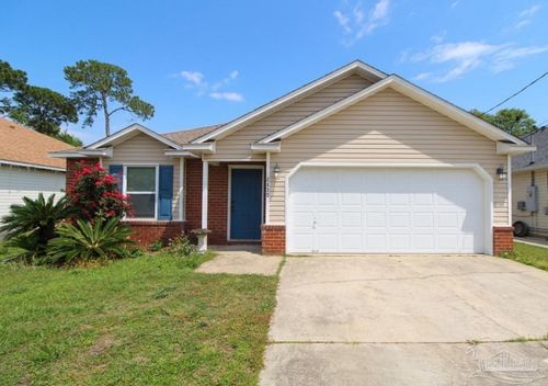 2432 Gulf Breeze Ave, Pensacola, FL, 32507-2652 | Card Image
