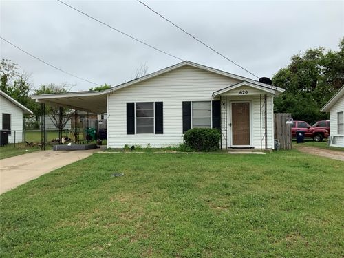 620 Park Ln, Denton, TX, 76205-7257 | Card Image