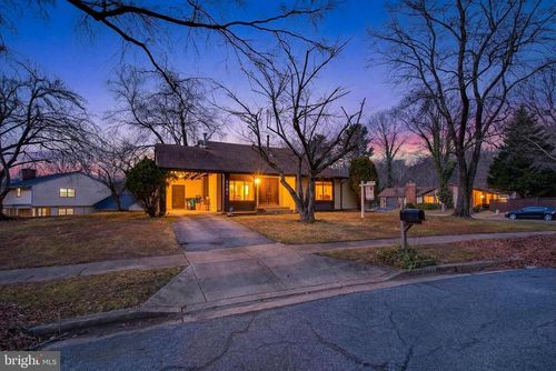 8801 Monmouth Dr, UPPER MARLBORO, MD, 20772-5109 | Card Image