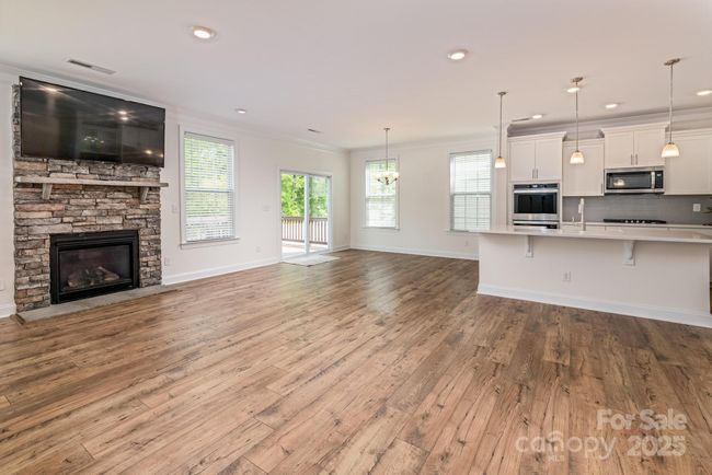 Great room gas fireplace | Image 4