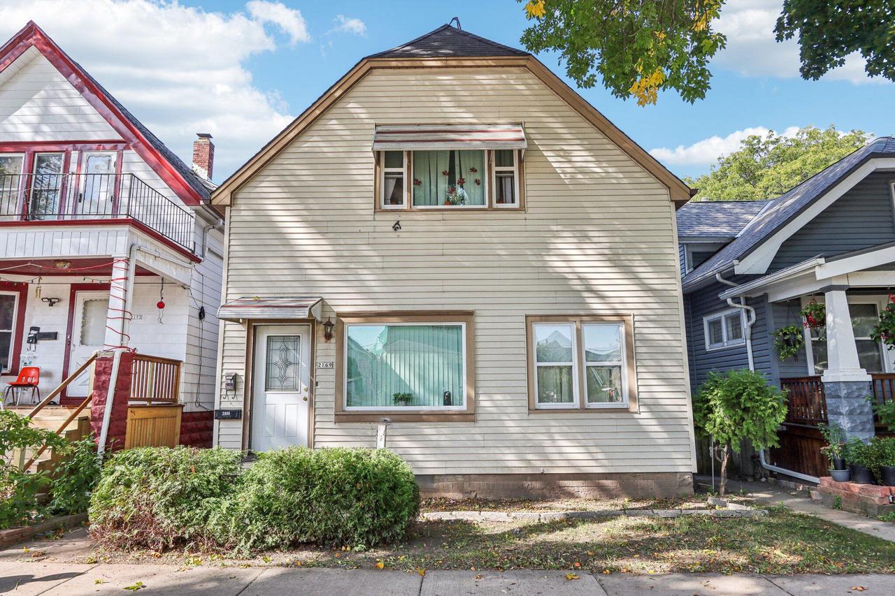 31st St, Milwaukee, WI 53215