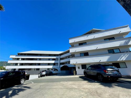 apt-218-2860 Waialae Ave, Honolulu, HI, 96826-1852 | Card Image